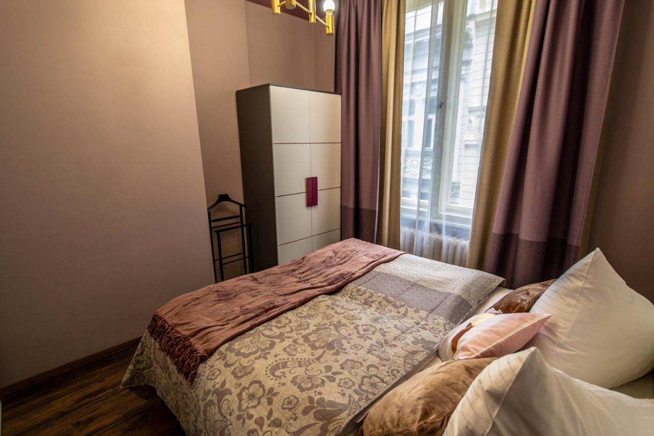 Colorful Day In Prague Design Apartments Ngoại thất bức ảnh